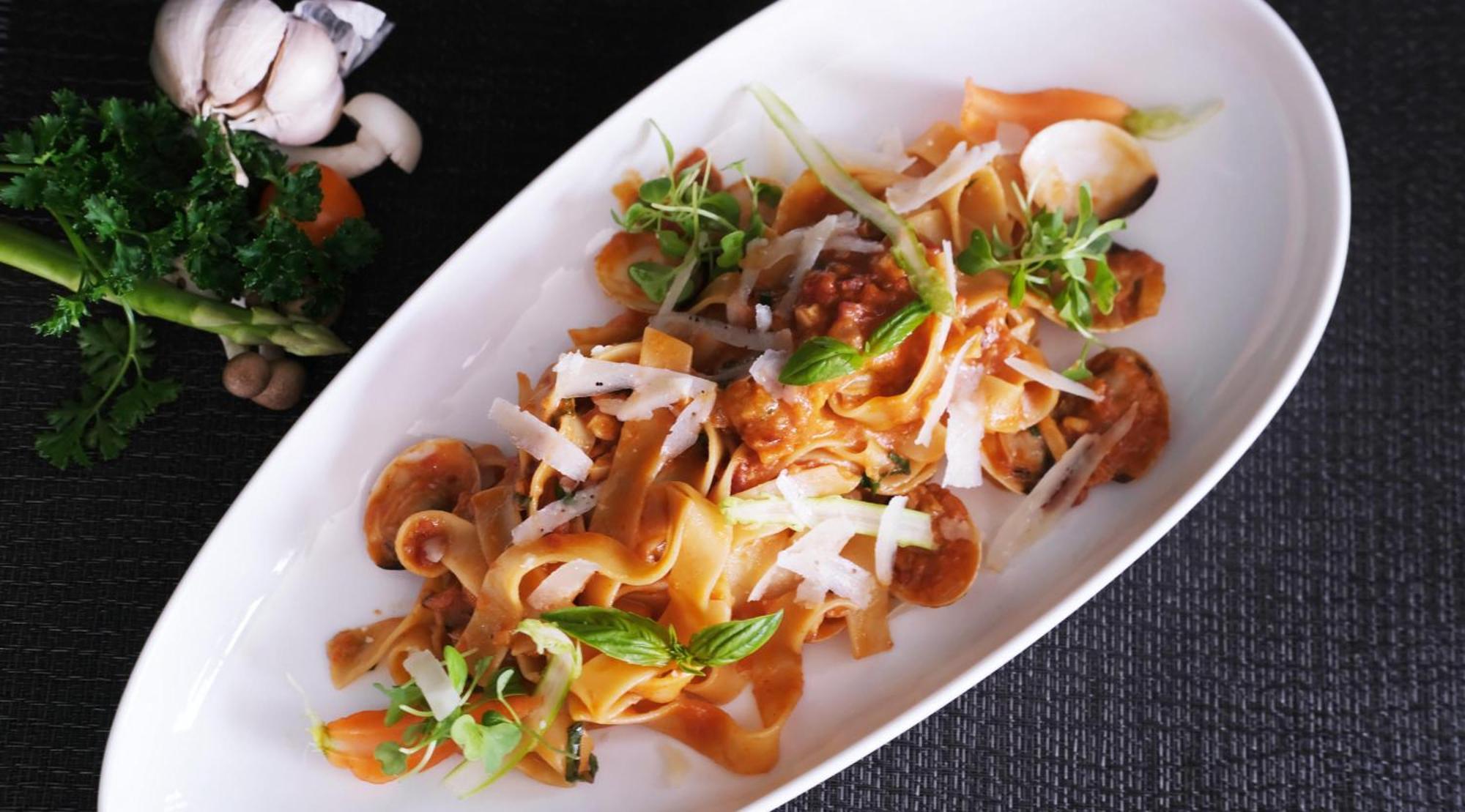 The Bloom Classic - Hotel And Bistro Hanoi Dış mekan fotoğraf